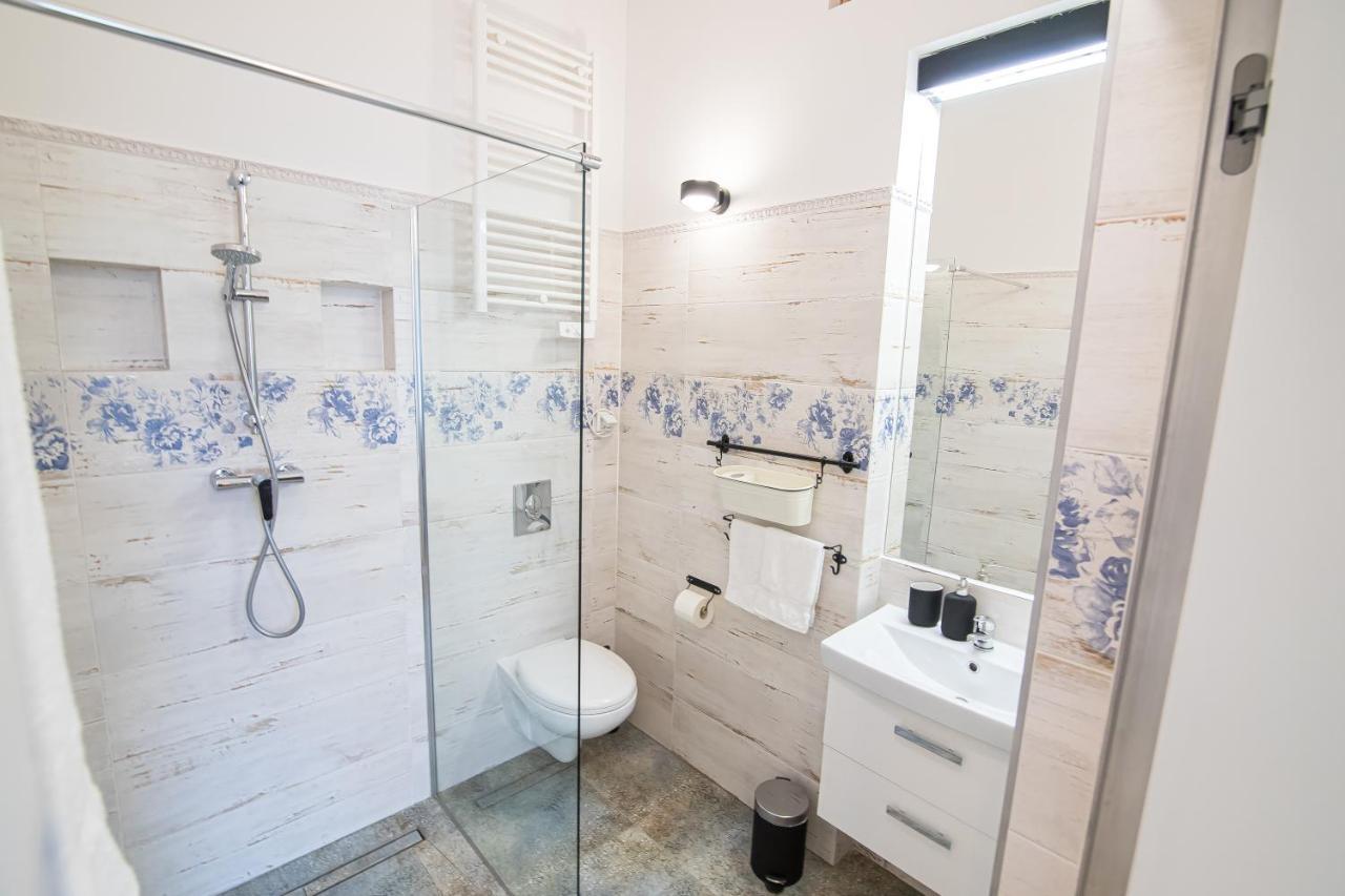 Green - Apartamenty Kleparskie Краков Экстерьер фото